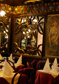 Dîner à Montmartre: la Crémaillère 1900